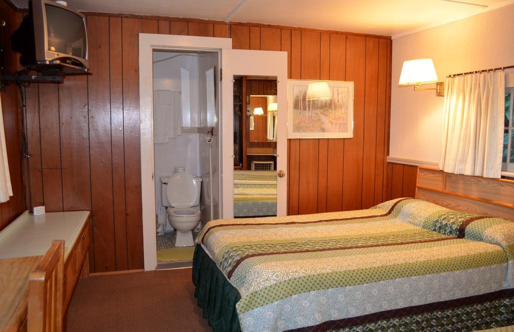 Chamber Lane Motel Round Lake Cameră foto