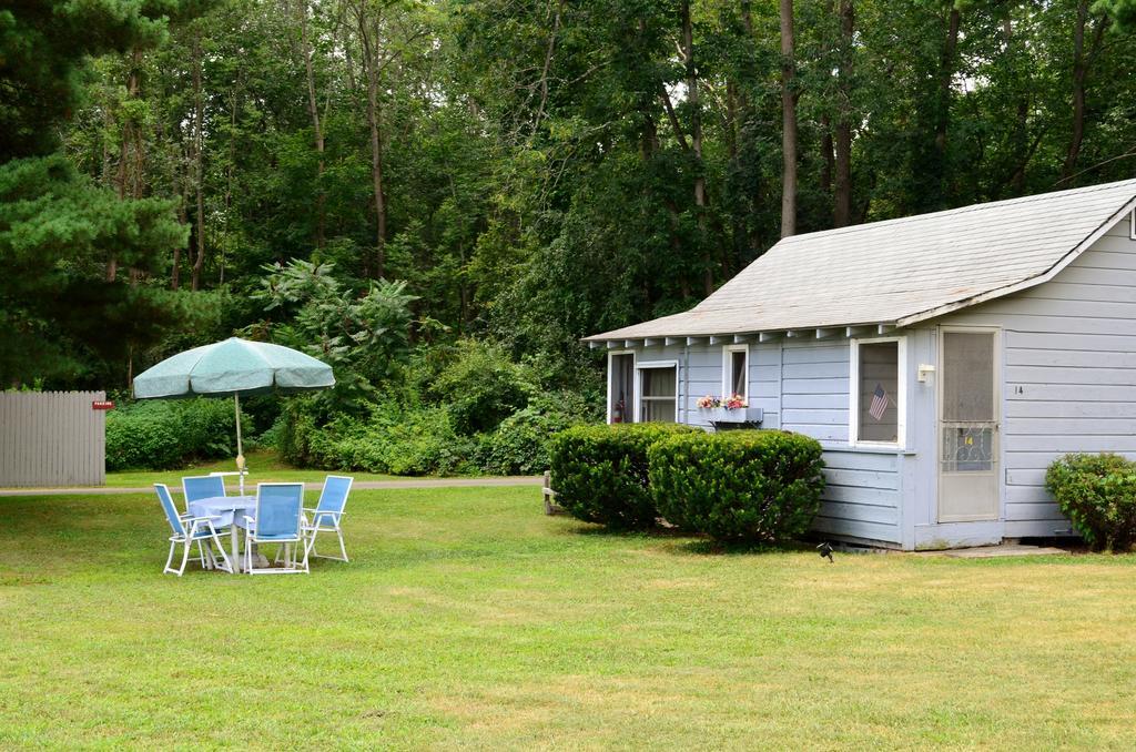 Chamber Lane Motel Round Lake Exterior foto