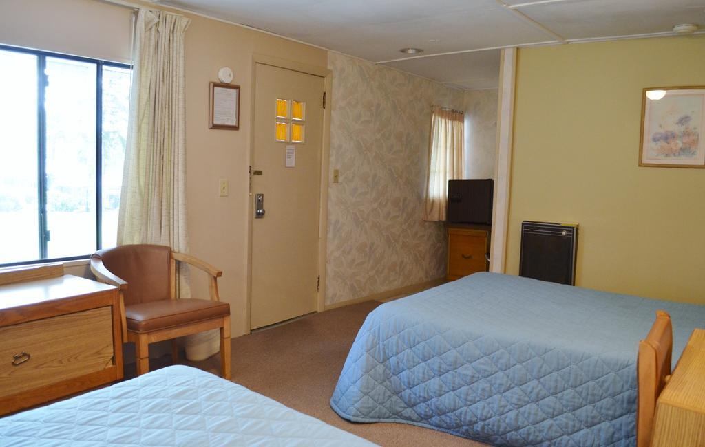 Chamber Lane Motel Round Lake Cameră foto
