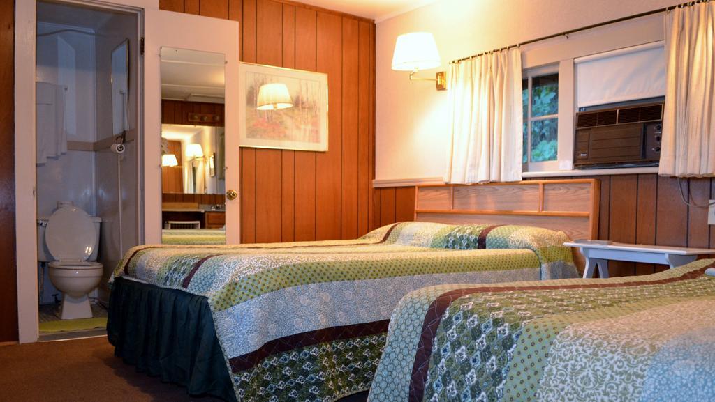 Chamber Lane Motel Round Lake Cameră foto