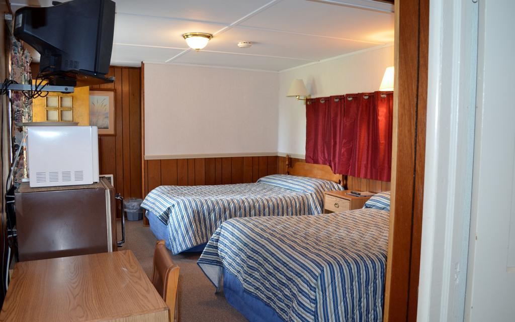Chamber Lane Motel Round Lake Cameră foto